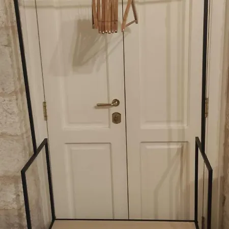 A Casa Di Gino Apartment *